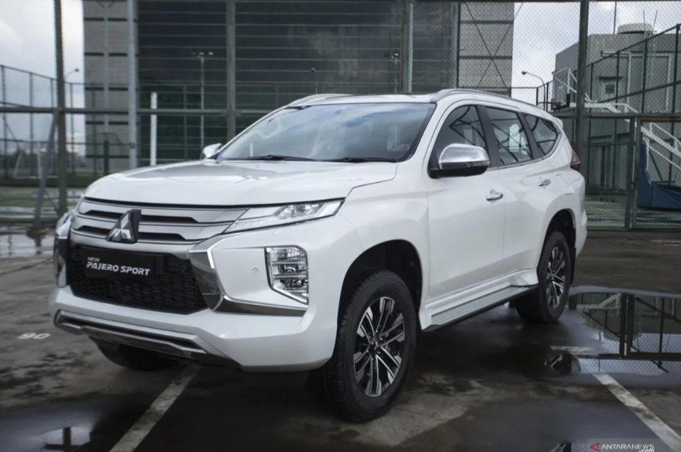 Mitsubishi Pajero Sport Model di Segmen Medium SUV Unggulan Mewarisi DNA dari Mitsubishi Pajero