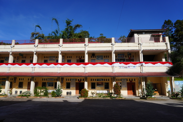  Sekolah Jenjang SMA Terbaik Di Sumatera Barat