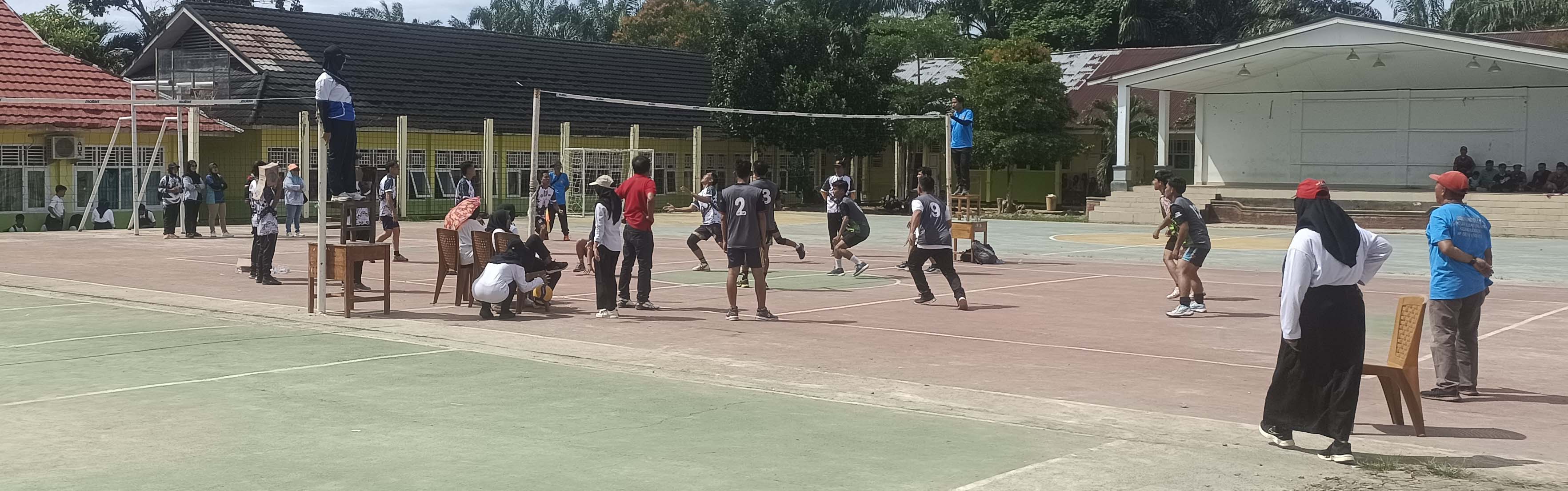 Dalam Rangka HUT ke 79 dan HGN, PGRI Gelar Turnamen Volly