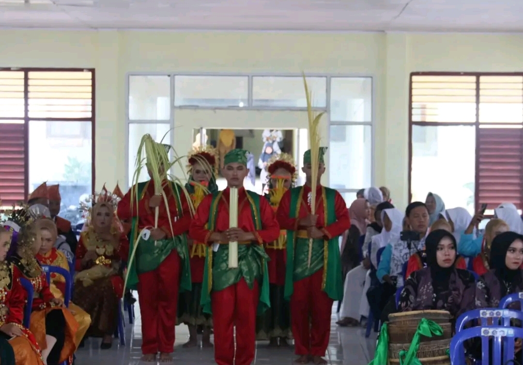   Dikbud BS Gelar Lomba Tari Tradisonal, Meriahkan HUT RI