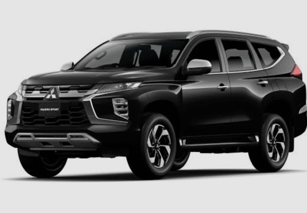 Mobil Pajero Sport merupakan salah satu SUV premium yang sangat populer di Indonesia