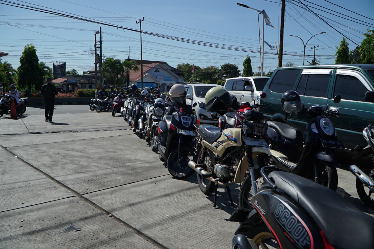 Stok Aman, Pemda Provinsi  Imbau Warga Tidak Panic Buying