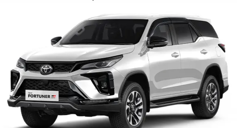 Toyota Fortuner Sport Mobil SUV Canggih dan Mewah Desain Lebih Tinggi Mesin Bertenaga Double Cabin