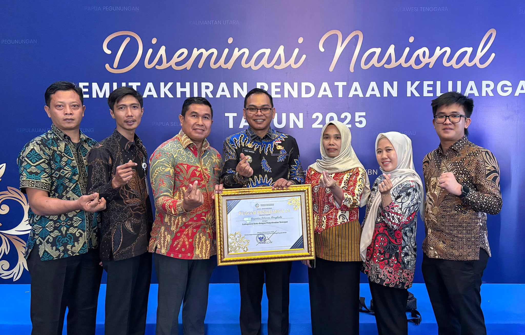   Seluma Raih Penghargaan Nasional Pendataan Keluarga Tercepat