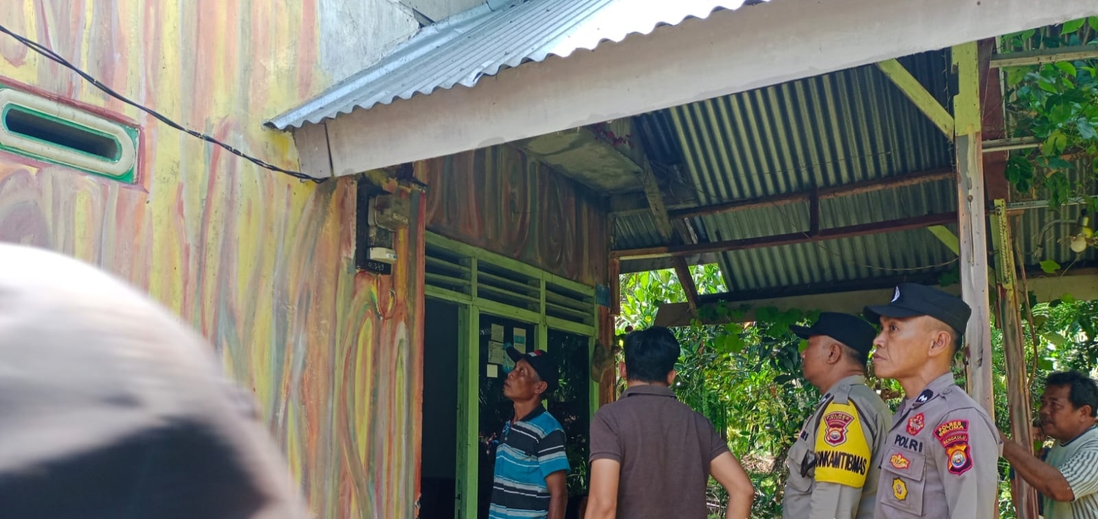  Api Nyaris Habiskan Rumah Tukang Bangunan 