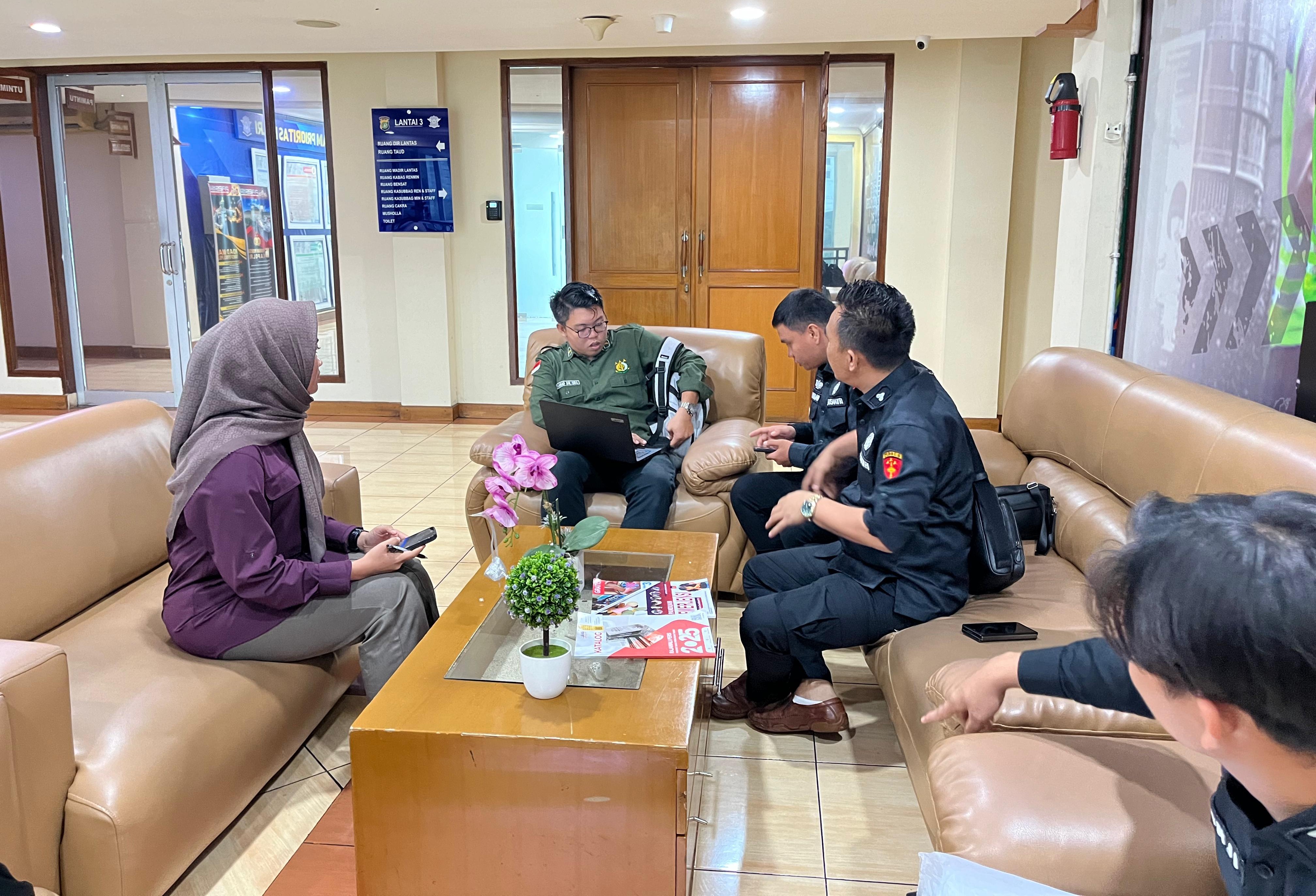 Jaksa Cek  STNK Mobnas Mantan Bupati Seluma ke Polda Metro Jaya