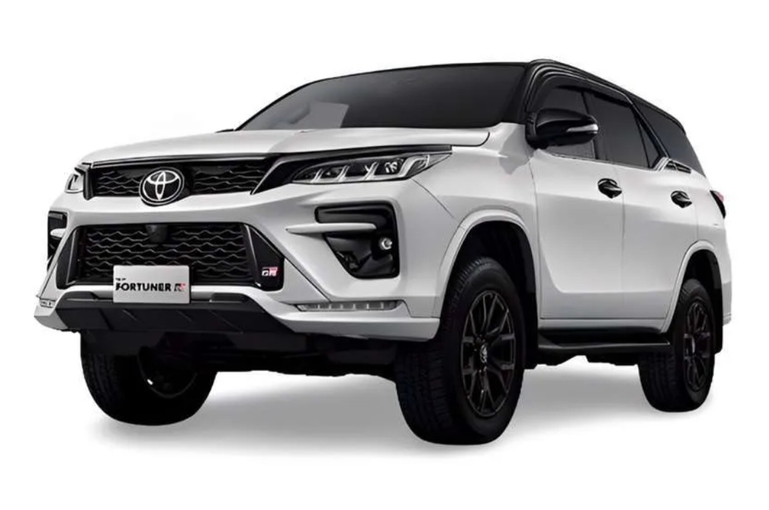 Toyota New Fortuner 2.8 VRZ GR Sport Mobil SUV Tangguh Spesifikasi Desain Gagah dan Memikat