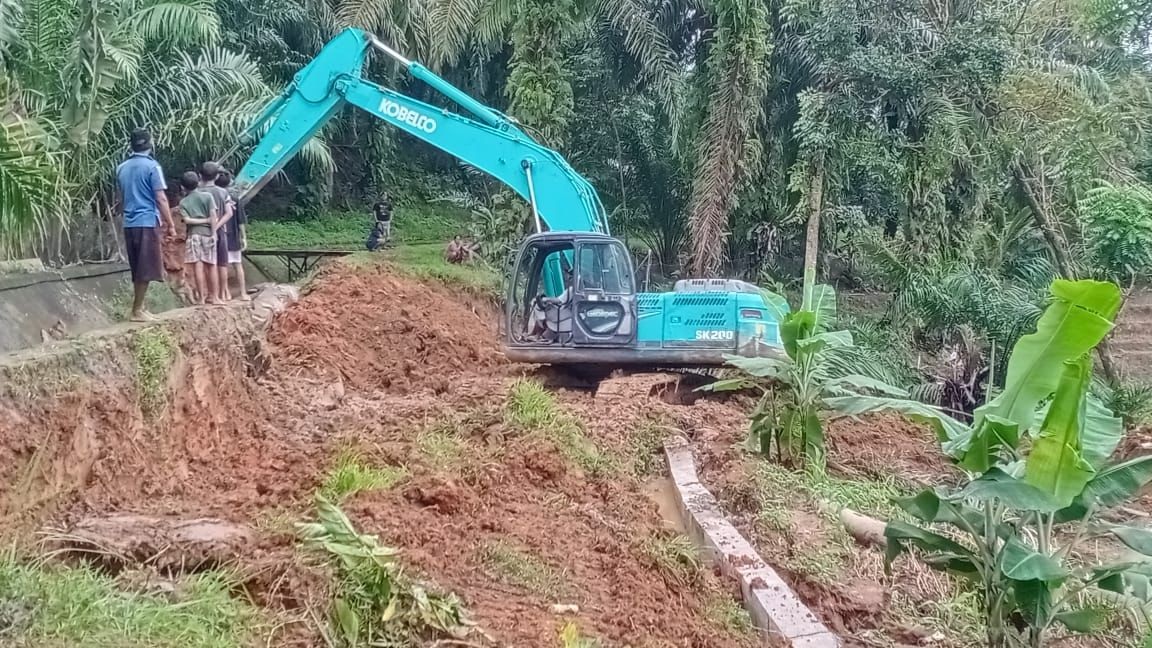  Siring Traiser Seluma Rusak Usai Alat Berat Masuk, Distan Seluma Minta BWS Sumatera VII Bertanggung Jawab
