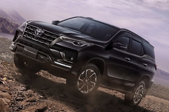 Toyota Fortuner GR Sport, SUV Handal Segera Diluncurkan di Pasar Otomotif Bengkulu dengan Teknologi Canggih! 