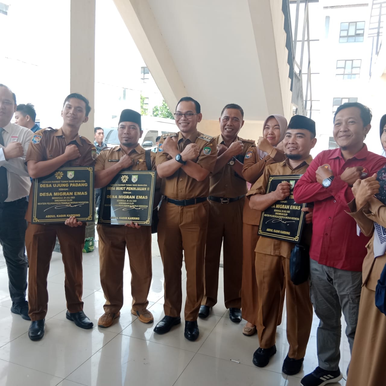 Banyak  Berangkatkan Migran, Tiga Desa di Seluma Ditetapkan Sebagai Desa Migran Emas 