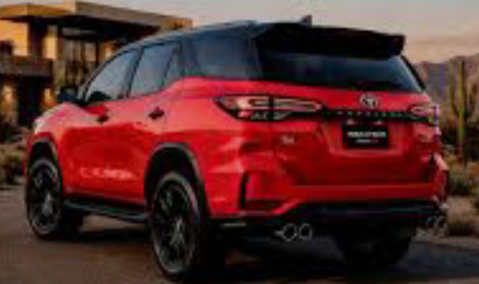 Toyota Fortuner GR Sport SUV Canggih dengan Desain Gagah dan Mewah Siap Ramaikan Pasar Otomotif