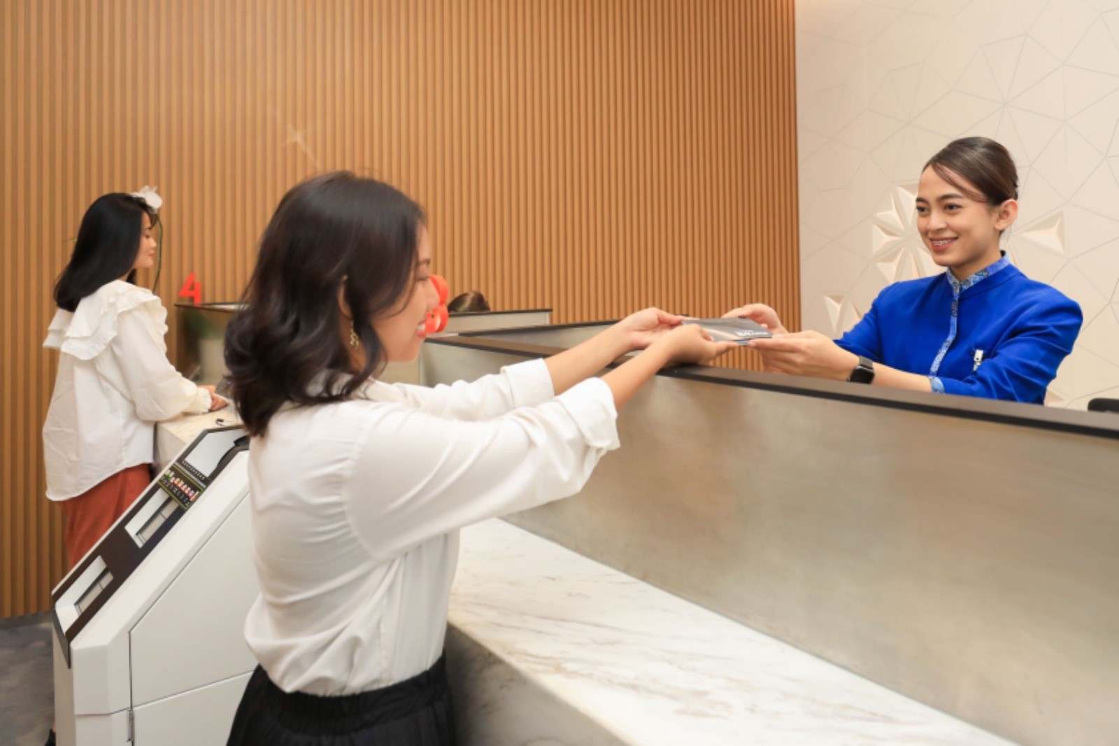 Perkuat Jaring Pengaman Sosial, BRI Sukseskan Penyaluran Bantuan Subsidi Upah