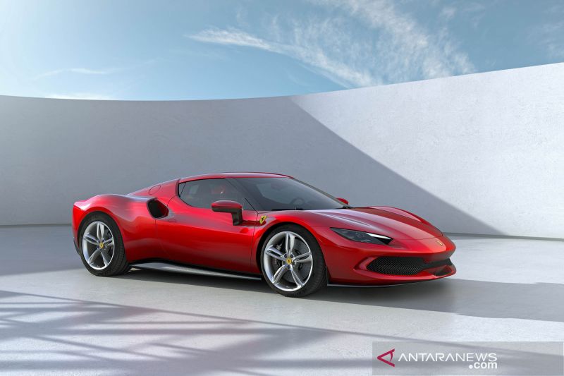 Ferrari Siap Luncurkan Mobil Sport Hybrid 296 GTB, dengan Fitur Sistem Baru Atap Terbuka Secara Otomotif