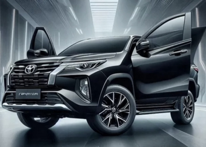 Toyota Fortuner GR Sport Terbaru 2024 Pajero Sport Kian Ketinggalan Mitsubishi Luncur Pajero Dakar 4x4 Saingan