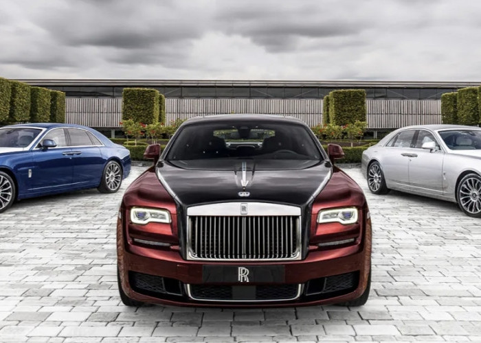 3 Mobil Super Sport Mewah Rolls-Royce Phantom Produksi Pabrikan Inggris Siap Bersaing Didunia Otomotif