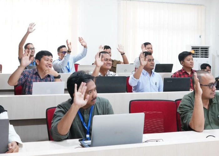 1.565 Calon Ahli K3 Lulus, Kemnaker Perkuat Pencegahan Kecelakaan Kerja