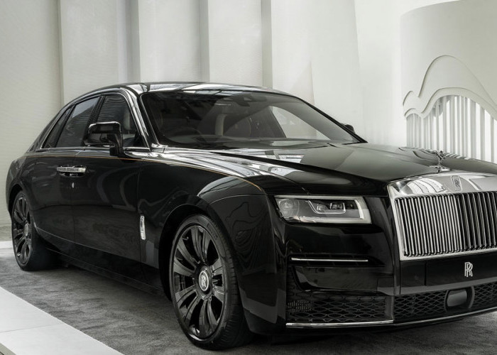 Inovasi Berkelanjutan, Rolls-Royce Keanggunan dan Kemewahanndalam Satu Mobil Lambang Prestise