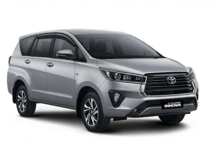 Toyota Kijang Innova Mobil Dasain Canggih Populer di Pasar Otomotifa di Indonesia Memikat Calon Pembeli