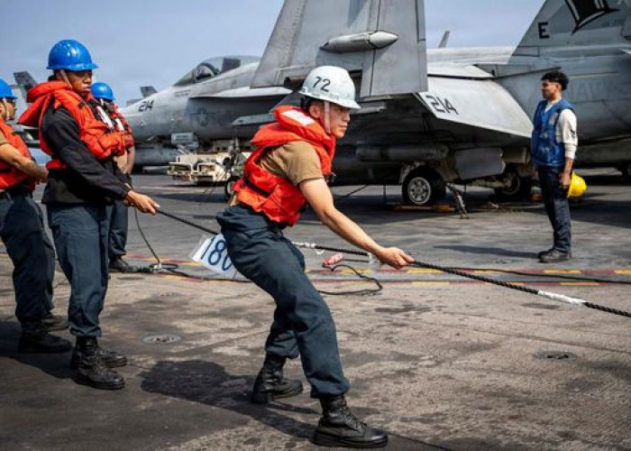 Israel Luncurkan Serangan Pendahuluan ke Iran, Khamenei Dipindahkan dari Teheran