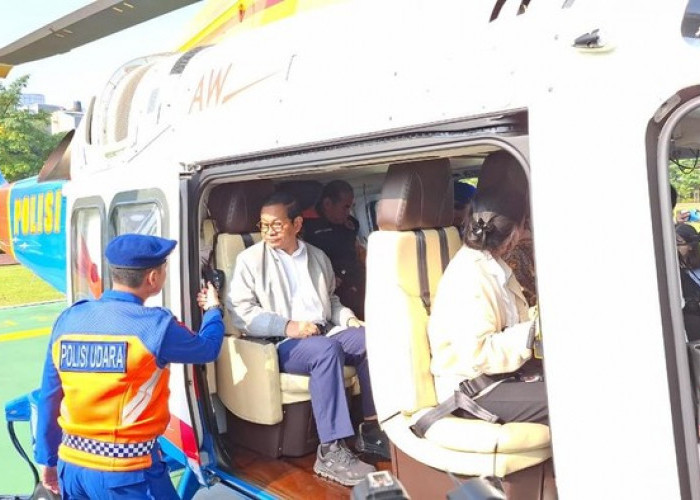 Tinjau Kondisi Jakarta, Pramono Naik Helikopter