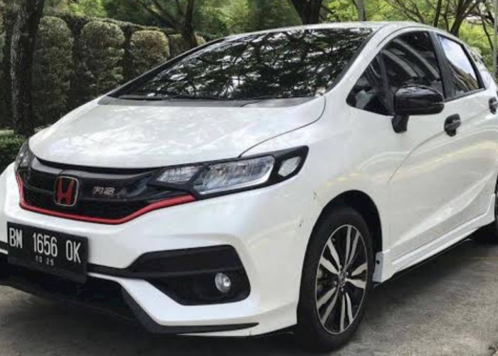 Honda Jazz RS MT Masih Diminati, Harga Tetap Kompetitif di Pasar Indonesia