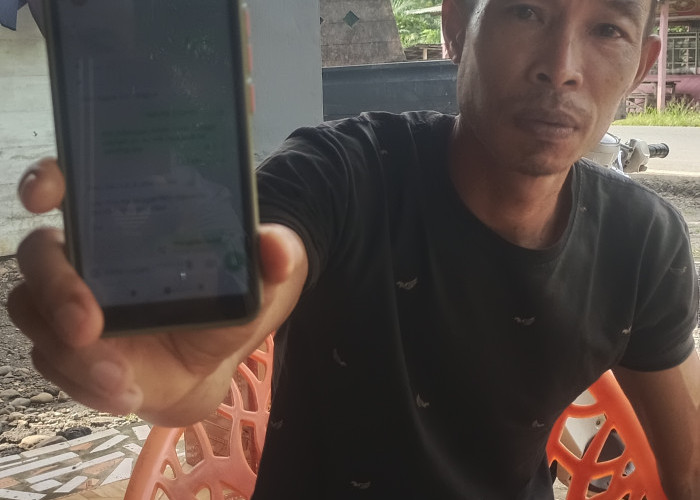  Temukan Chat Pria Lain di HP Istri,  Pria Seluma Ini  PulangKan Istri ke Rumah Mertua