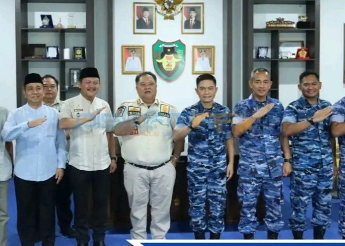  Komandan Lanud Sri Mulyono Herlambang Audensi ke Bupati BS Rifai 