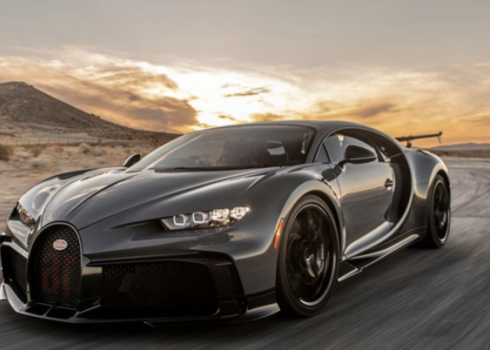 Bugatti Chiron Mobil Super Sport Kelas Dunia Tanpa Tanding Kombinasi  Sistem Inovatif dan Kecepatan Tingggi