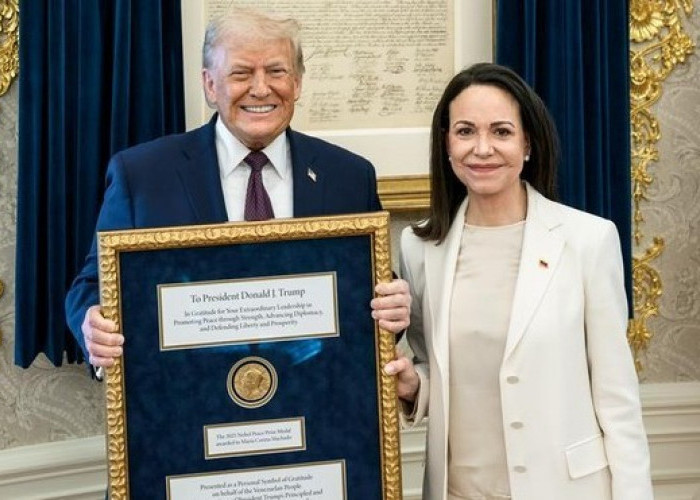 Pemimpin Oposisi Venezuela Serahkan Hadiah Nobelnya Kepada Trump