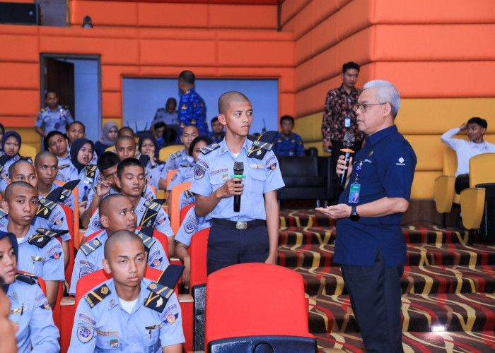 Tingkatkan Daya Saing SDM Vokasi, Kemnaker Tekankan Keahlian Nyata dan Teknologi Digital