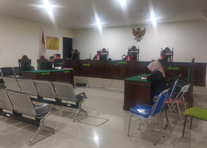  Dugaan Korupsi DD, Mantan Kades Padang Genting  Dituntut 15 Bulan