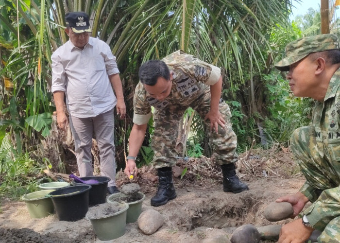 Sering  Pengendara Sawit Terjatuh ke Sungai, Jembatan Gantung Padang Merbau Direhab  Program Garuda