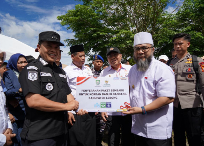    Korban Banjir Bandang di Lebong Dibantu Gubernur, Salurkan paket Sembako