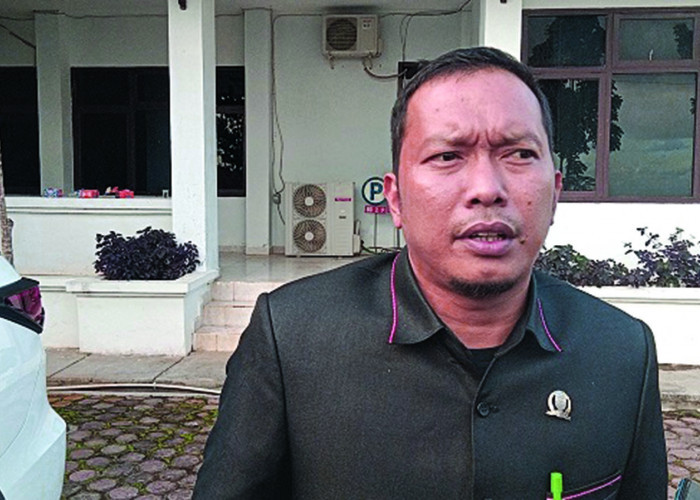 Ketua DPRD Seluma: 30 Tahun Masyarakat Tl Alai Tunggu Jalan Diperbaiki