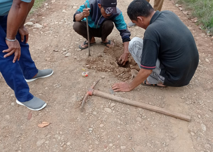 Melalui Dana Kelurahan, Rimbo Kedui Bangun Drainase dan Pengoralan Jalan