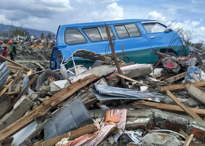 Sulawesi Tengah Diguncang Gempa M 6.1, Berpotensi Tsunami? Ribuan Warga Sudah Ngungsi
