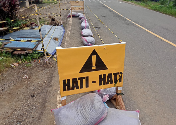 Jalan Lintas Potensi Amblas, Sudah Diberi Rambu