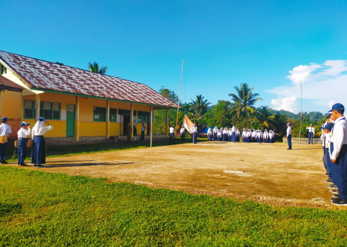 Minim Perhatian, SMPN 22 Seluma Butuh Rehab Bangunan Hingga Pagar