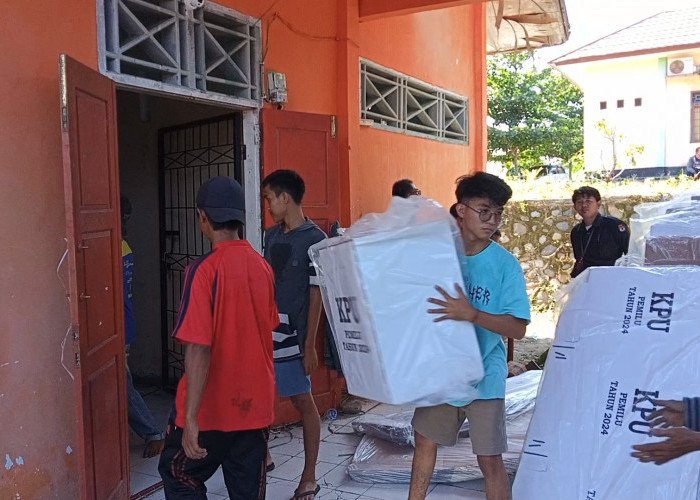 KPU Seluma Mulai Distribusikan Logistik Pemilu ke 6 Kecamatan di Seluma