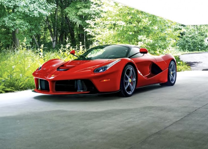 Ferrari Hypercars Dari GTO hingga F40 dan F50 Mobil Super Canggih, Desain Gagah Diluncurkan di Indonesia