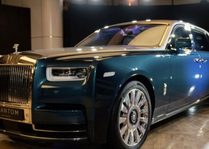 Intip Spesifikasi Rolls Royce Phantom Pabrikan Otomotif Inggris Liris Mobil Baru dengan Fitur Canggih Otomatis