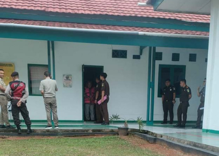 Jaksa Tahan  Mantan Bupati Seluma dan Mantan Sekda 