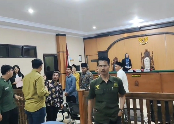 Jaksa Eksekusi 6 Terpidana Penyegelan Kantor Desa Dusun Baru Seluma