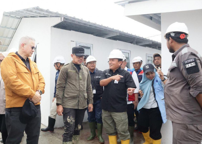 BSI Serahkan 90 Kunci Rumah Hunian Danantara (Huntara) ke Pemkab Aceh Tamiang
