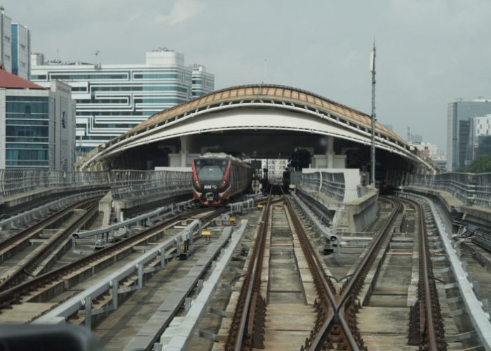 KAI Selenggarakan Apel Gelar Pasukan, Siapkan Operasional LRT Jabodebek di Masa Nataru 2025/2026
