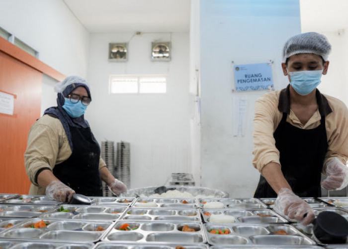 Program Makan Bergizi Gratis Dongkrak Kepuasan Publik dan Gerakkan Ekonomi Rakyat