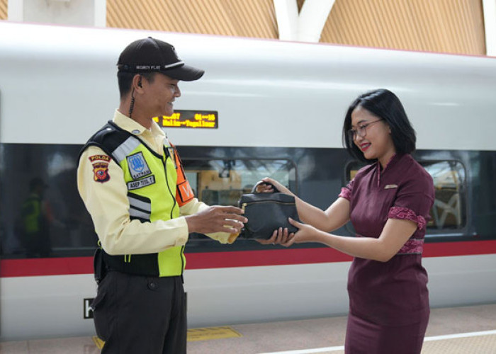 Ribuan Barang Tertinggal di Layanan Whoosh, KCIC Perkuat Layanan Lost & Found dan Ingatkan Penumpang 