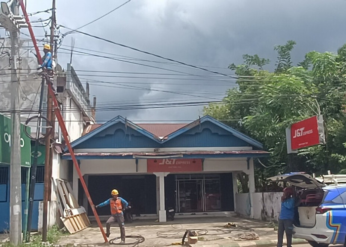 PLN Tais Sibuk Pemeliharaan Jaringan, Agar MTQ Provinsi di Seluma Sukses