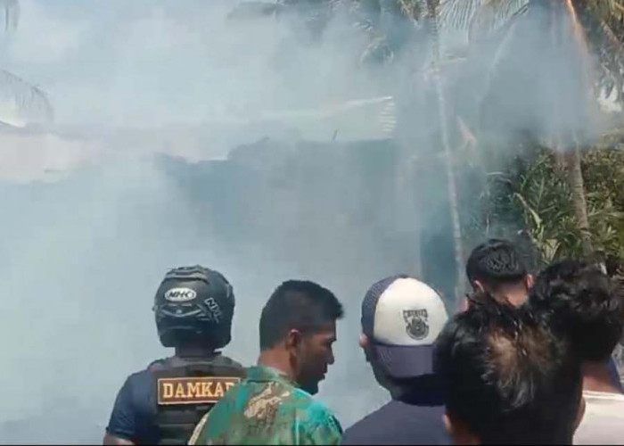  Kebakaran, Hanguskan 2 Rumah Warga Pino di Bengkulu Selatan! Rumah Ditinggal Kosong
