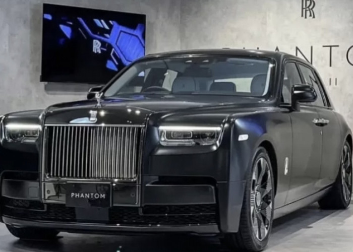 Intip Spesifikasi Rolls Royce Phantom 2024, Mobil Mewah Termahal dengan Teknologi Baru Sistem Kontrol Pintar